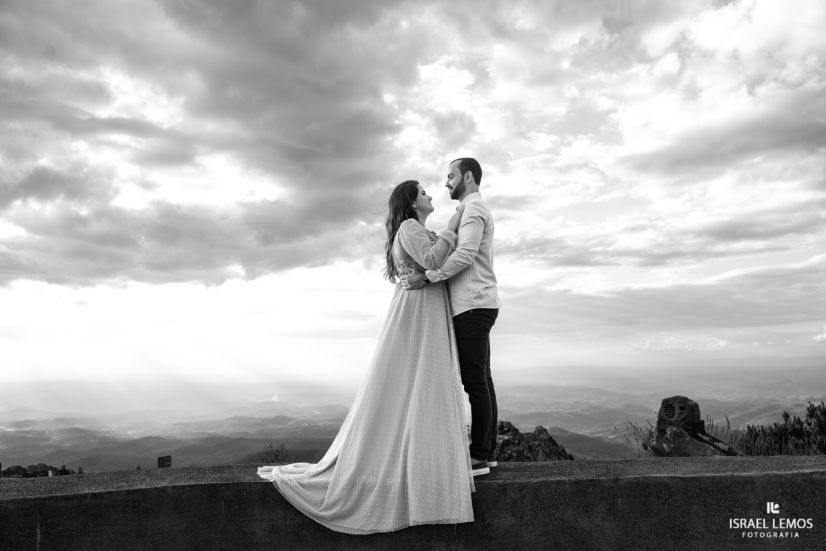 casamento fotos casal que rolou na Serra da Piedade, em Caeté MG