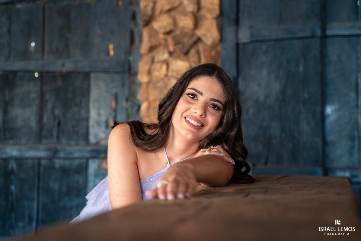 Fotografia de debutante de 15 anos em Para de minas fotos pelo fotografo paraminense Israel Lemos 