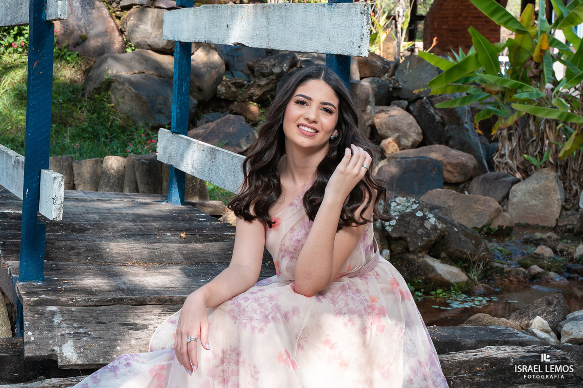 Fotografia de debutante de 15 anos em Para de minas fotos pelo fotografo paraminense Israel Lemos 