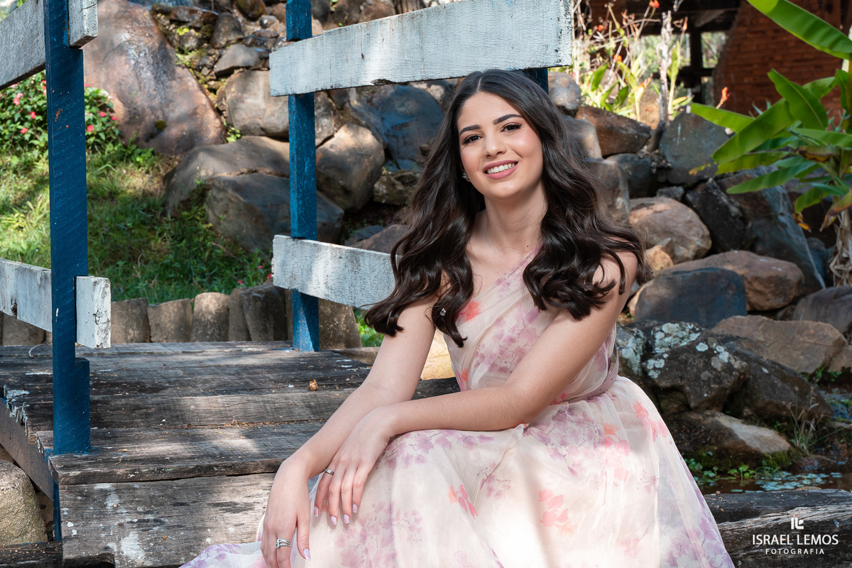 Fotografia de debutante de 15 anos em Para de minas fotos pelo fotografo paraminense Israel Lemos 