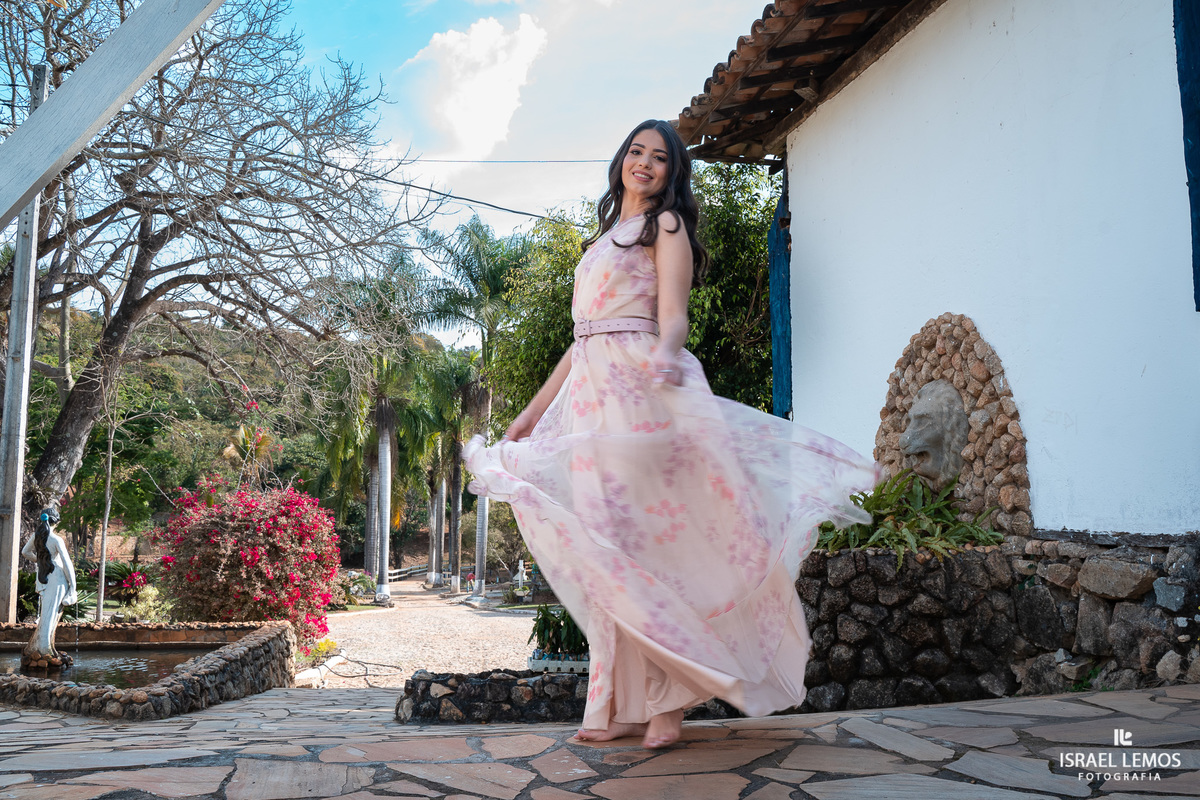 Fotografia de debutante de 15 anos em Para de minas fotos pelo fotografo paraminense Israel Lemos 
