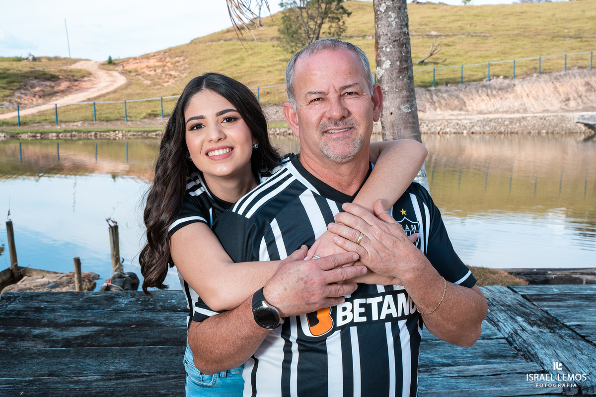 Fotografia de debutante de 15 anos em Para de minas fotos pelo fotografo paraminense Israel Lemos 