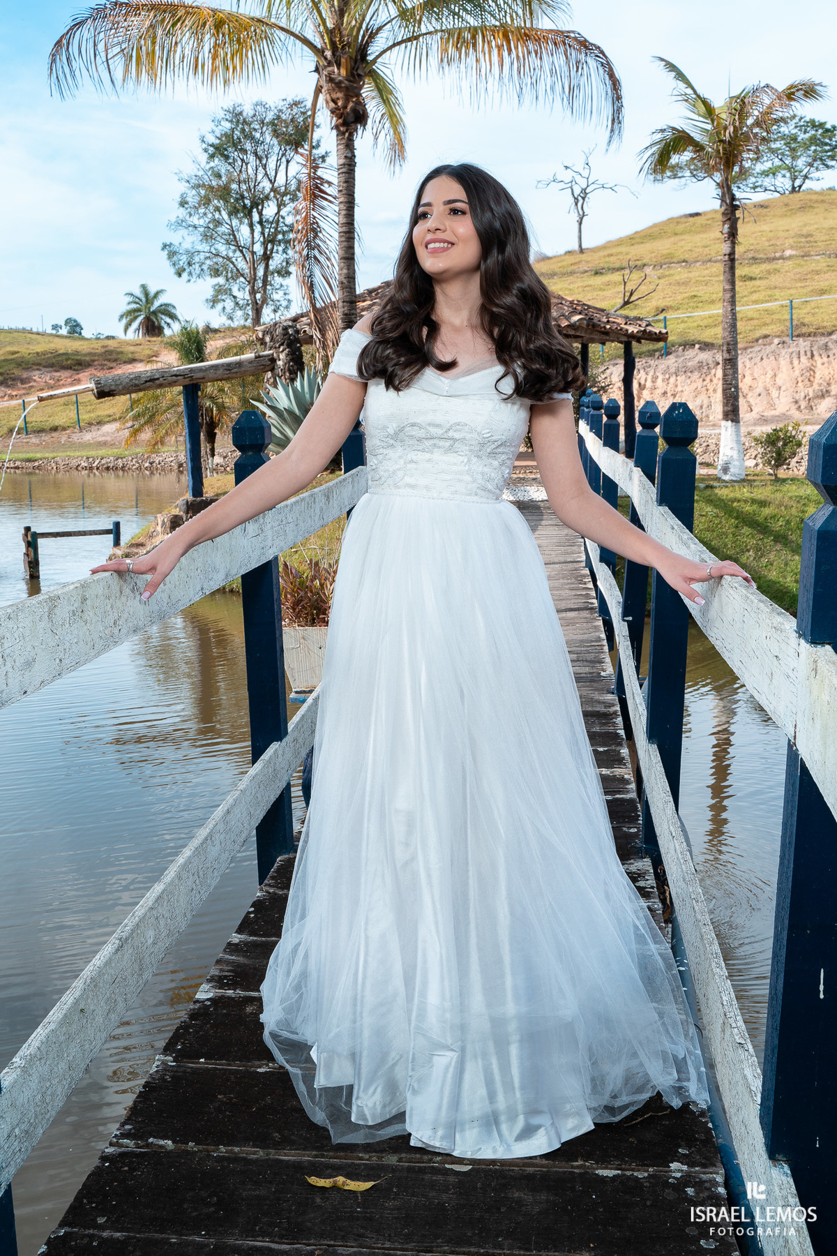 Fotografia de debutante de 15 anos em Para de minas fotos pelo fotografo paraminense Israel Lemos 