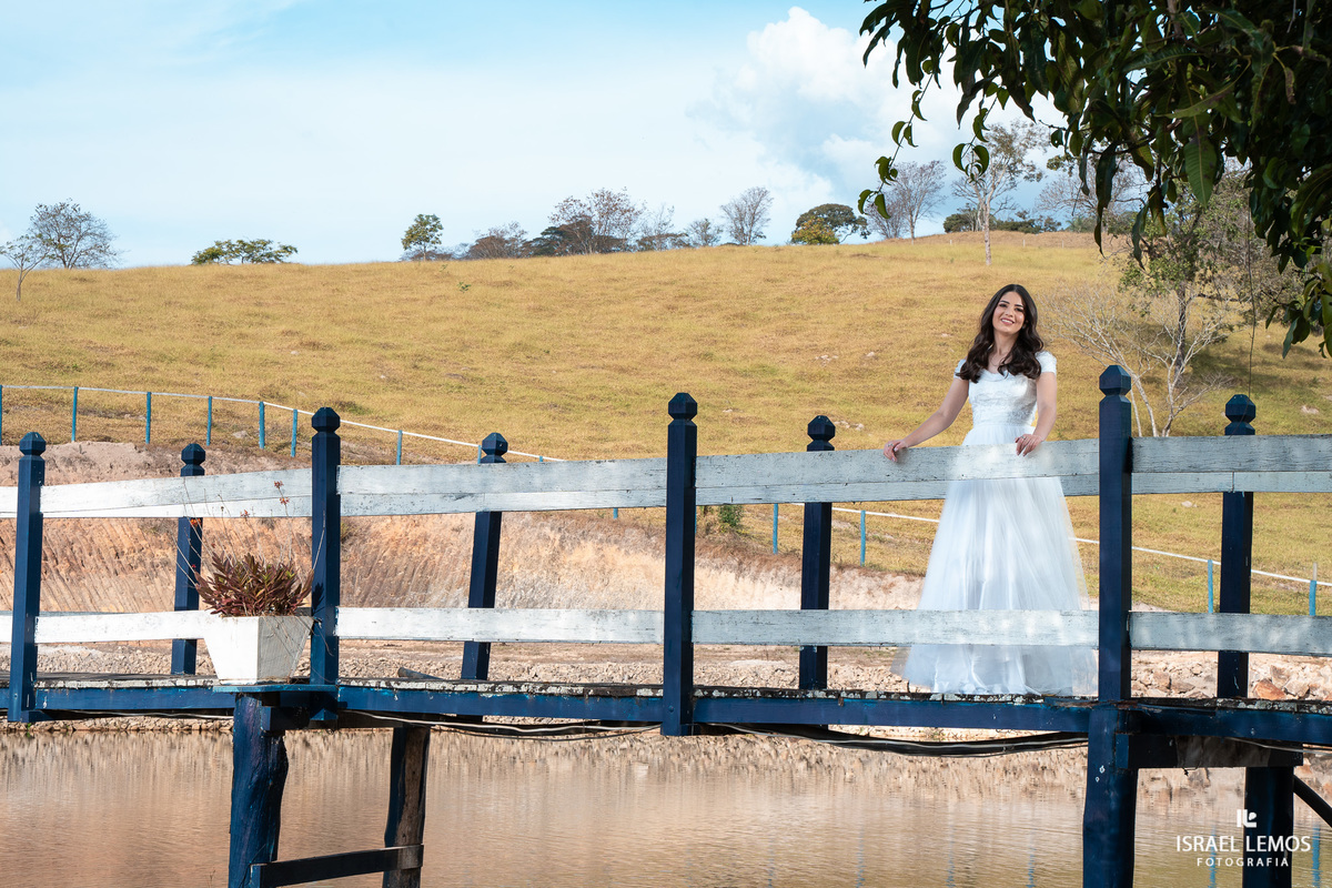 Fotografia de debutante de 15 anos em Para de minas fotos pelo fotografo paraminense Israel Lemos 