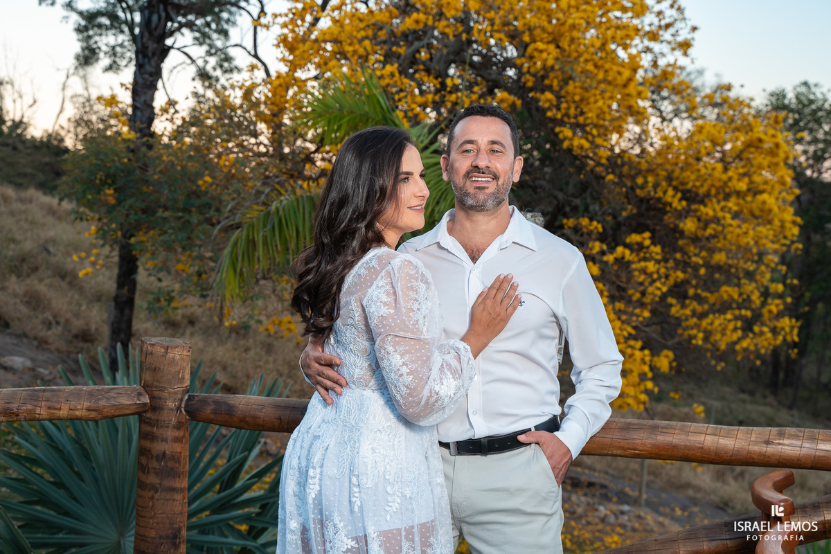 Fotografo de casamento na cidade de Pará de Minas mg pega indo por do sol aqui na nossa para de minas