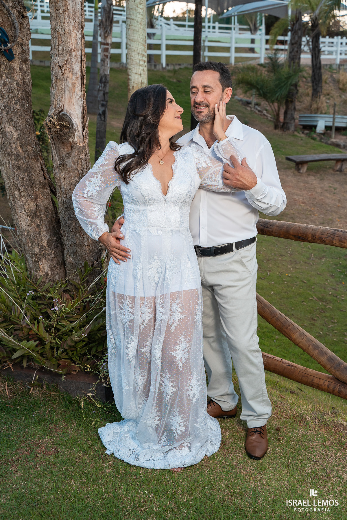 Fotografo de casamento na cidade de Pará de Minas mg pega indo por do sol aqui na nossa para de minas