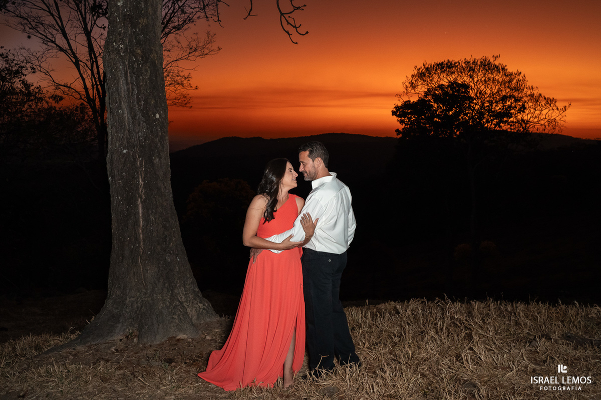 Fotografo de casamento na cidade de Pará de Minas mg pega indo por do sol aqui na nossa para de minas Israel Lemos fotografo para de minas