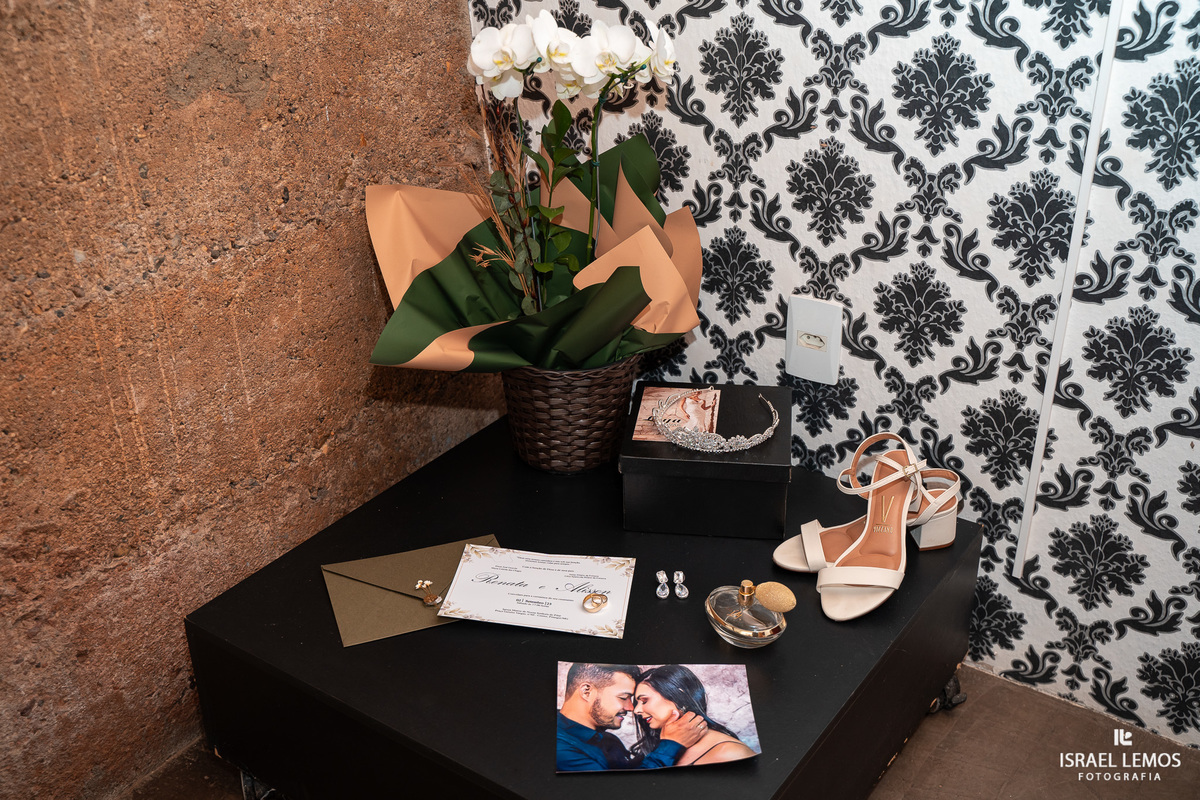 Maquiagem de noiva na cidade de Pitangui na Betania maquiadora fotografia do casamento Peo fotografo Israel Lemos pitanguiMaquiagem de noiva na cidade de Pitangui na Betania maquiadora fotografia do casamento Peo fotografo Israel Lemos pitangui