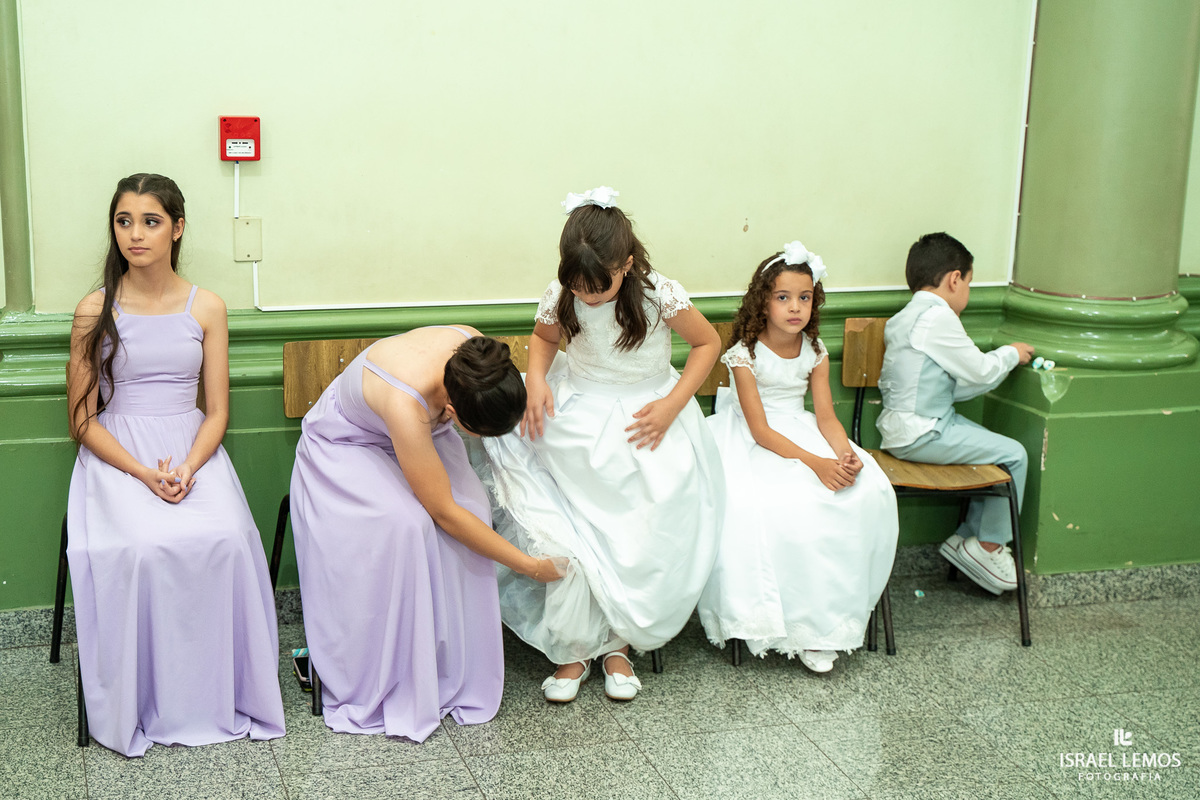 Casamento na igreja em Pitangui do casal Renata e Alisson fotos Israel Lemos 