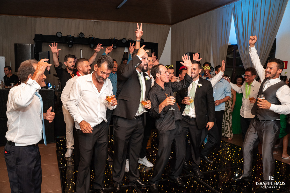 Recepção festa de casamento no espaço restaurante varandão na cidade pitangui