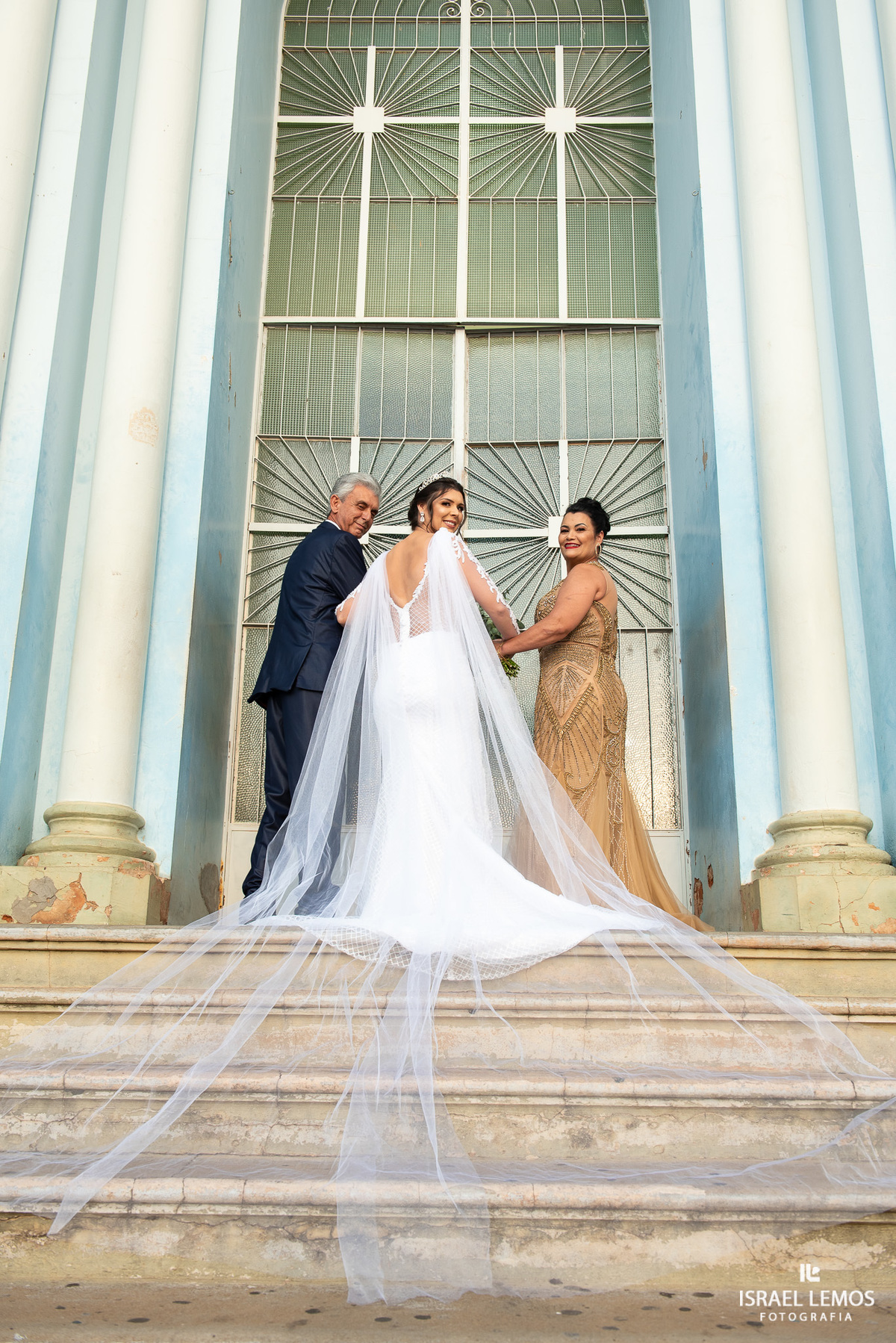 Casamento na igreja em Pitangui do casal RenCasamento na igreja em Pitangui do casal Renata e Alisson fotos Israel Lemos 