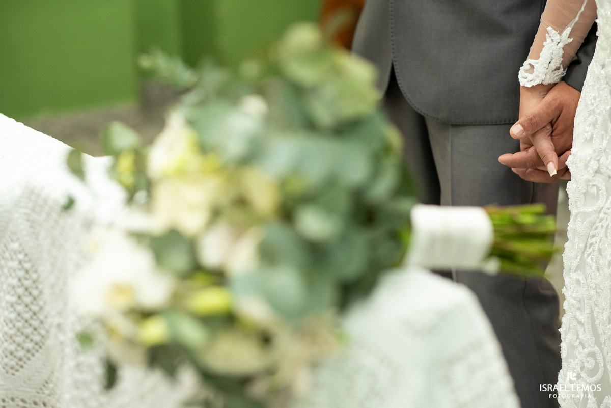 Casamento na igreja em Pitangui do casal Renata e Alisson fotos Israel Lemos 