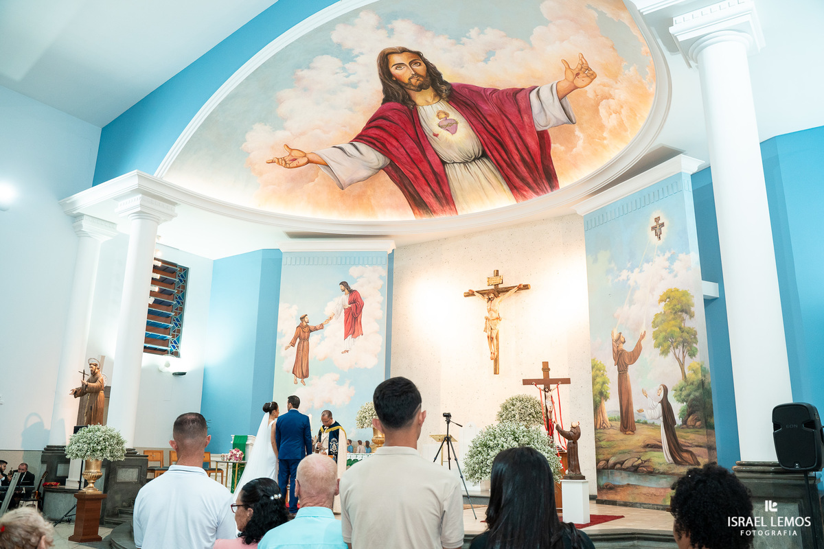 casamento capela e Sabrina na igreja de São Francisco em para de minas casamento lindo com fotos do fotografo Israel lemos
