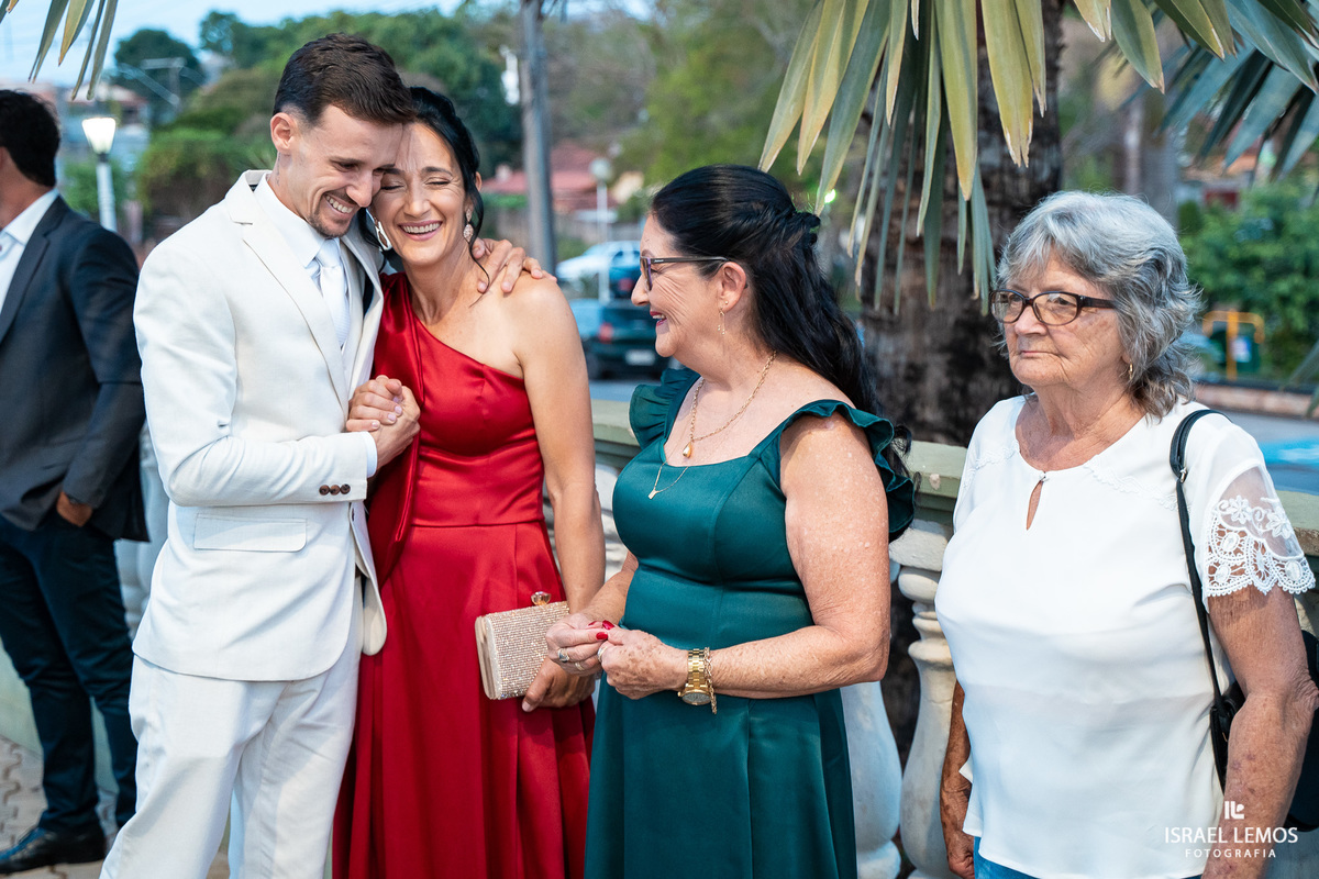 Fotografia de casamento na cidade de pitangui com o melhor fotografo da região Israel Lemos fotografo 