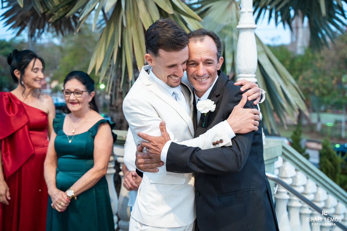 Fotografia de casamento na cidade de pitangui com o melhor fotografo da região Israel Lemos fotografo 