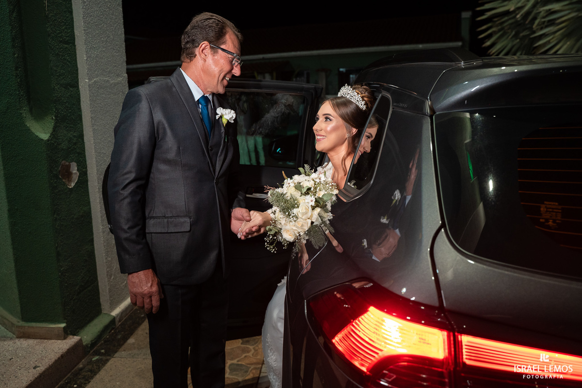Fotografia de casamento na cidade de pitangui com o melhor fotografo da região Israel Lemos fotografo 