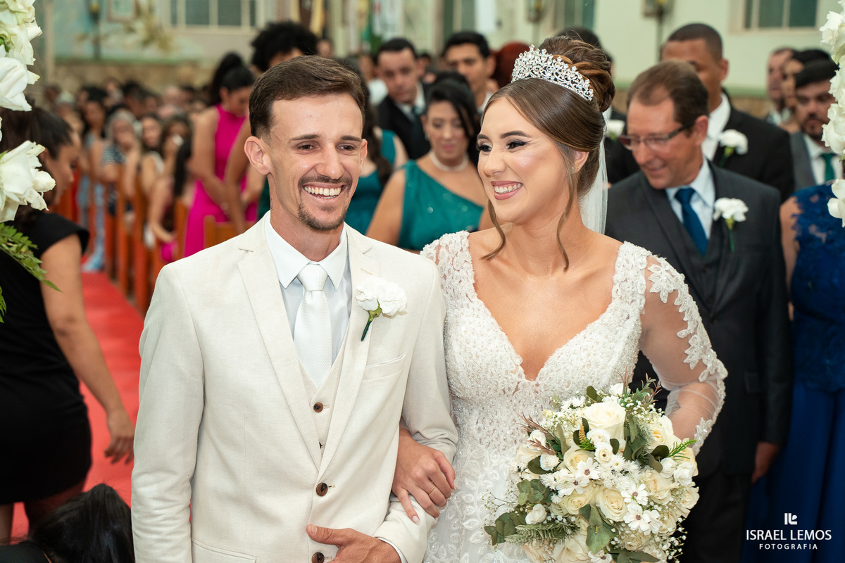Fotografia de casamento na cidade de pitangui com o melhor fotografo da região Israel Lemos fotografo 