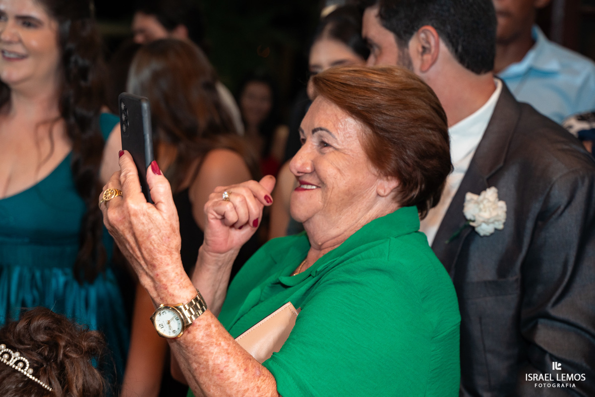 Fotografia de casamento na cidade de pitangui com o melhor fotografo da região Israel Lemos fotografo 