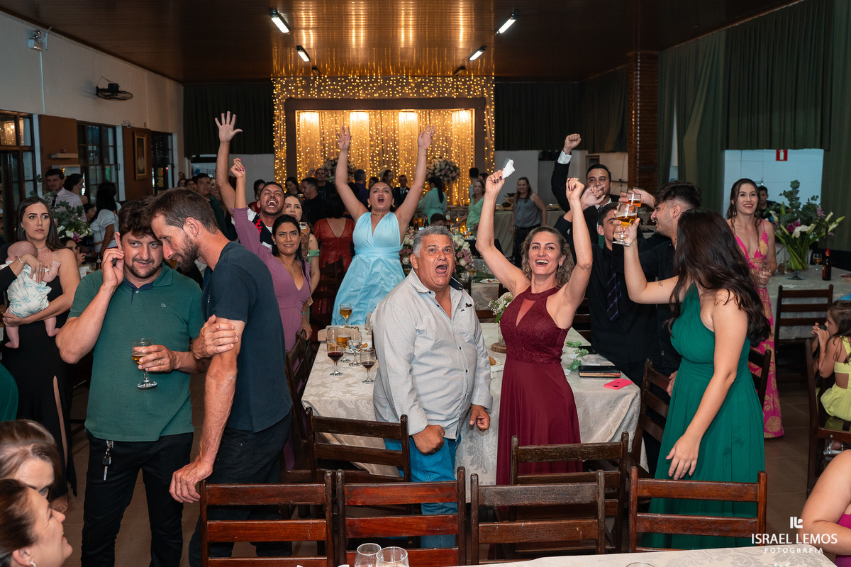 Fotografia de casamento na cidade de pitangui com o meFotografia de casamento na cidade de pitangui com o melhor fotografo da região Israel Lemos fotografo lhor fotografo da região Israel Lemos fotografo 