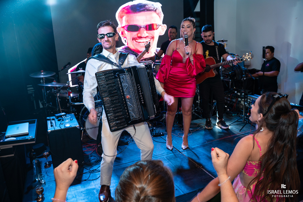 Fotografia de casamento na cidade de pitangui com o melhor fotografo da região Israel Lemos fotografo 