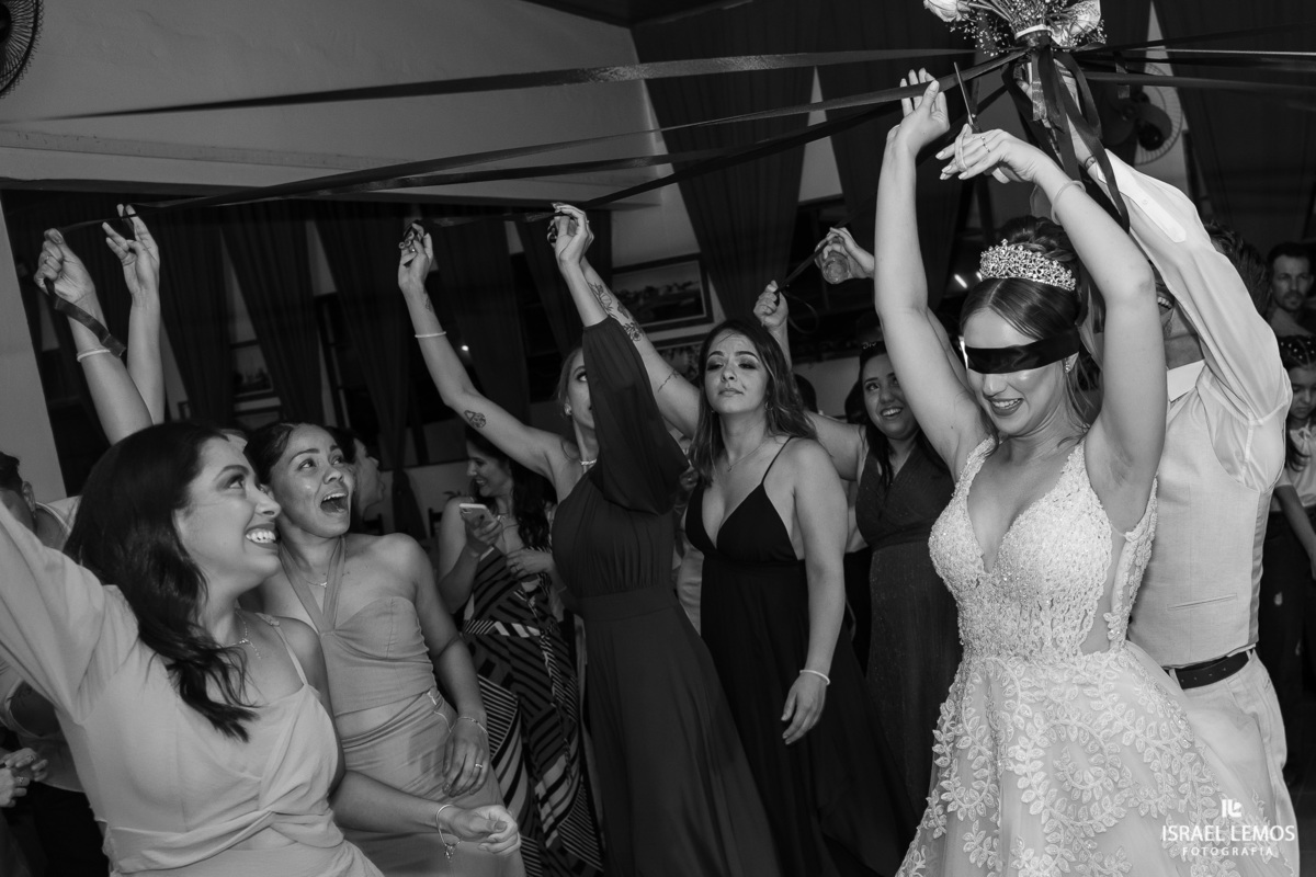 Fotografia de casamento na cidade de pitangui com o melhor fotografo da região Israel Lemos fotografo 