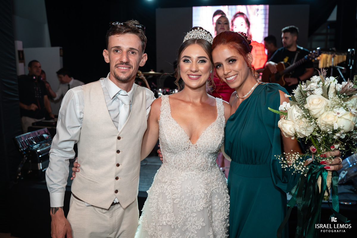 Fotografia de casamento na cidade de pitangui com o melhor fotografo da região Israel Lemos fotografo Fotografia de casamento na cidade de pitangui com o melhor fotografo da região Israel Lemos fotografo 