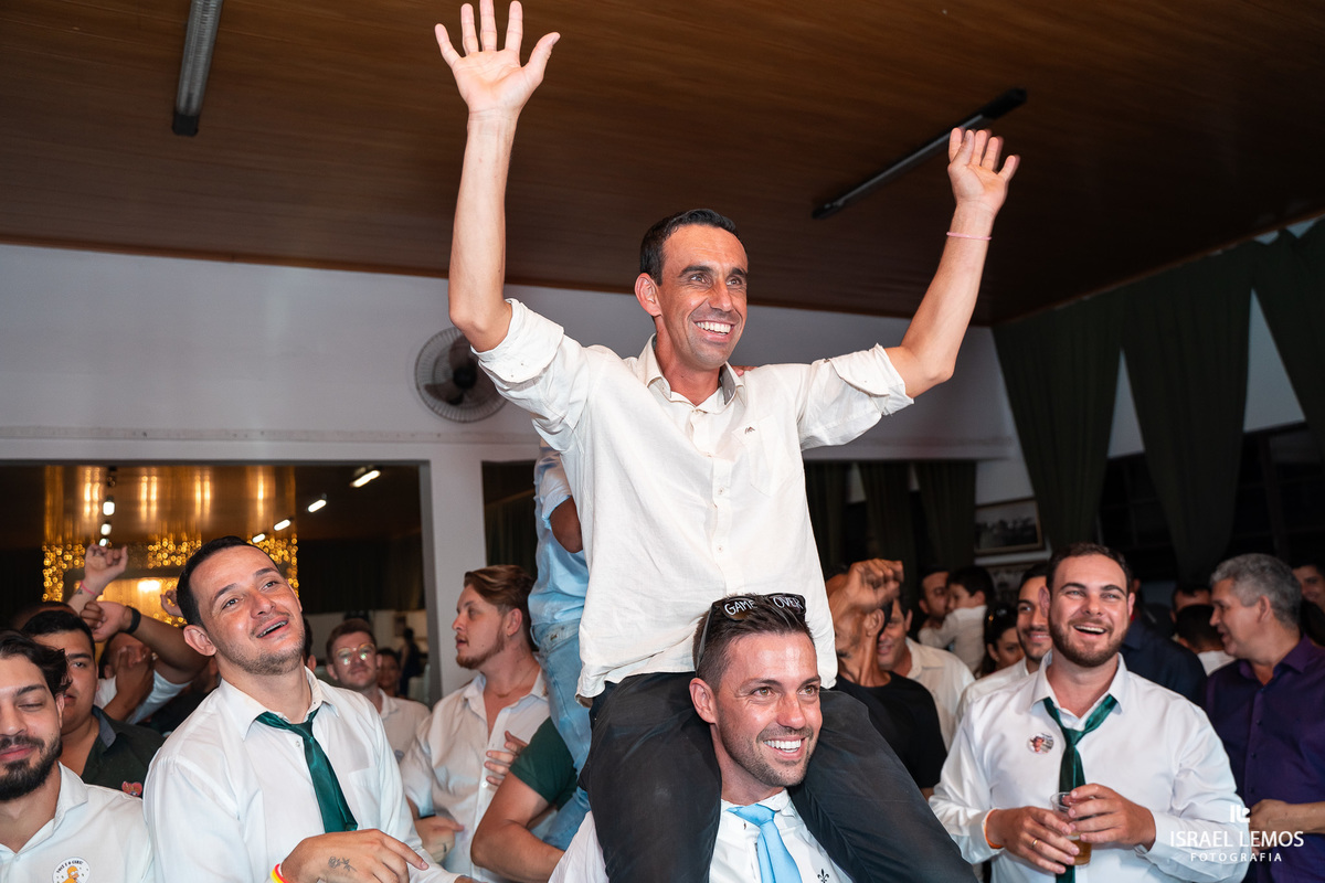Fotografia de casamento na cidade de pitangui com o melhor fotografo da região Israel Lemos fotografo 