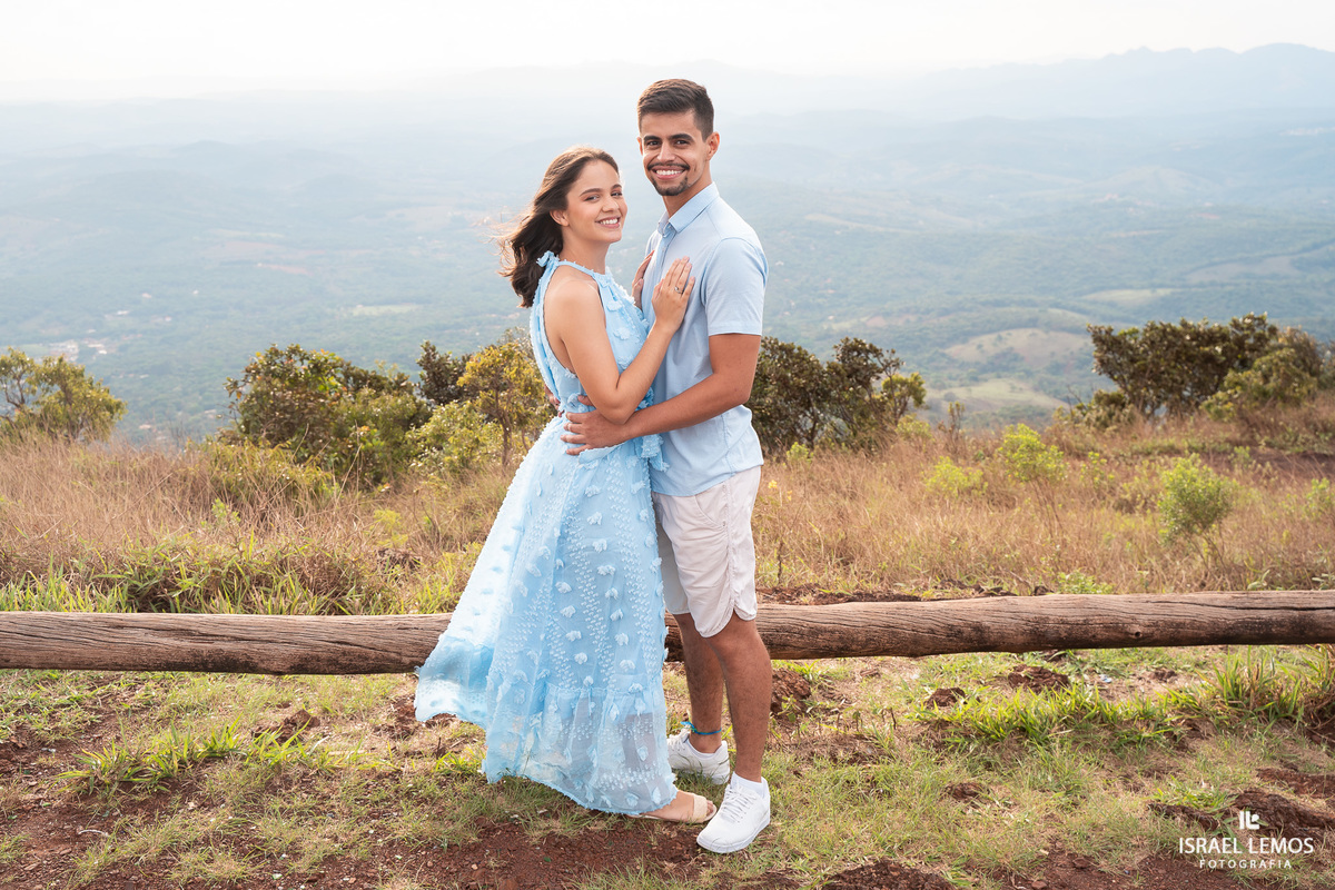 Pedido de casamento no topo do mundo do casal de Para de Minas
Andressa e Giovanny que pedido lindo no topo do mundo fotografias pelo fotografo de casamento Israel Lemos  