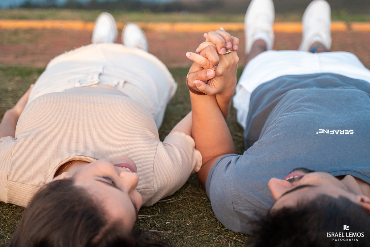 Pedido de casamento no topo do mundo do casal de Para de Minas
Andressa e Giovanny que pedido lindo no topo do mundo fotografias pelo fotografo de casamento Israel Lemos  