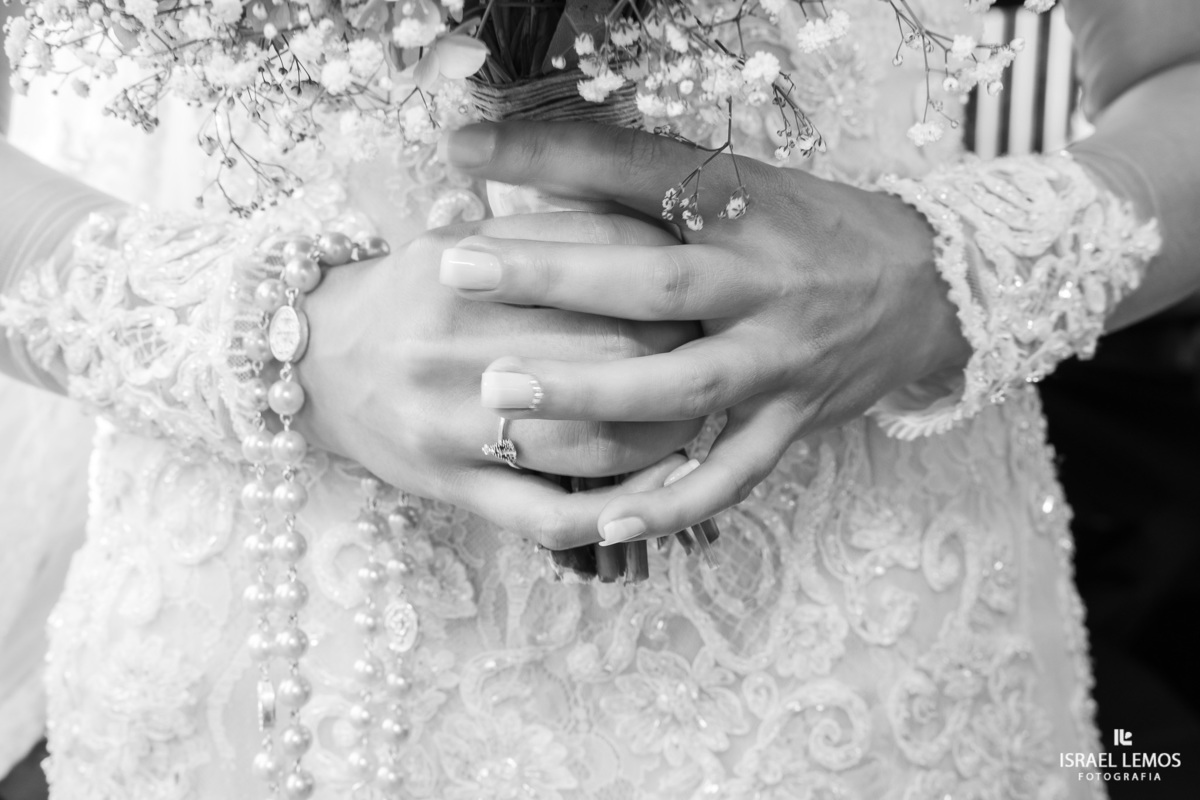 Fotografia de casamento na igreja de São Sebastião na cidade de florestal do casal Ana e samarone com lindas fotos do fotografo de casamento Israel lemos