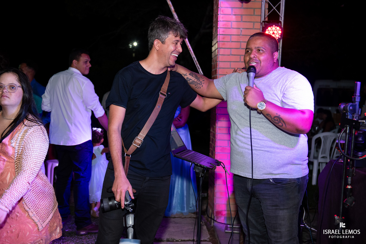 Festa de casamento na cidade de Florestal na fazenda Braúnas pelo fotografo de casamento Israel lemos