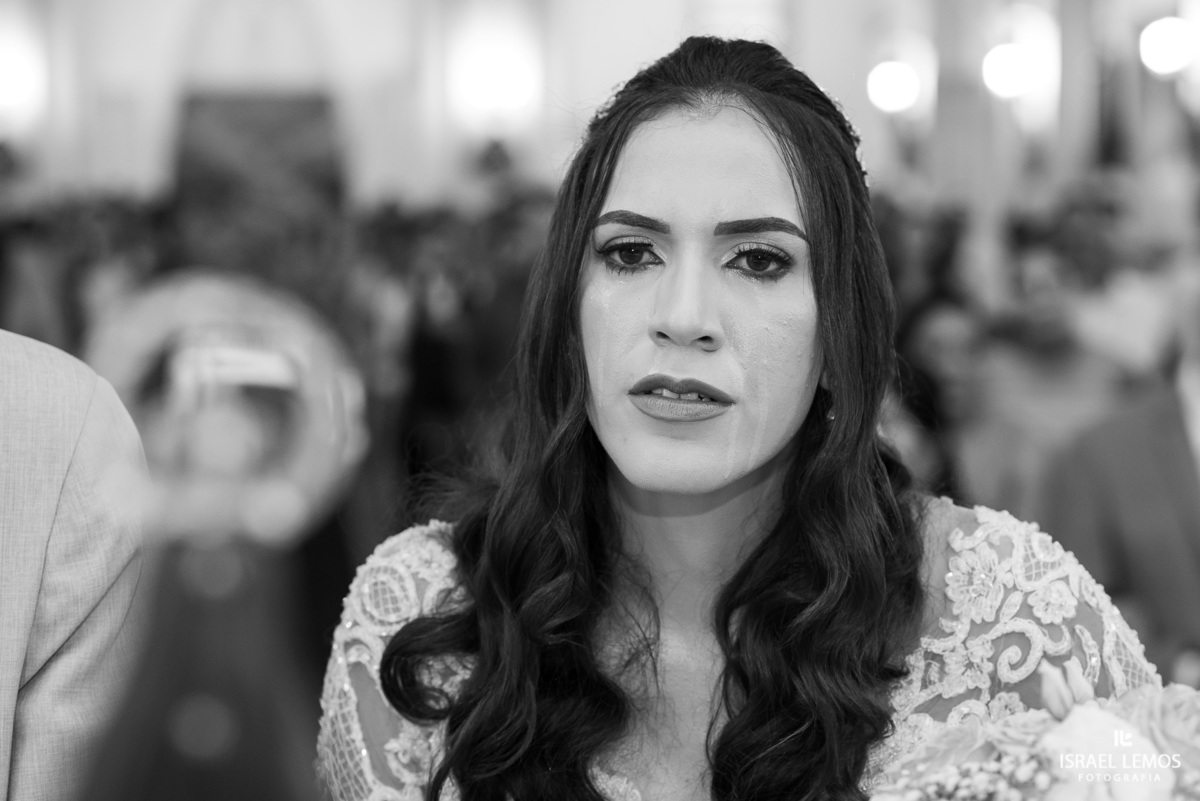 Fotografia de casamento na igreja de São Sebastião na cidade de florestal do casal Ana e samarone com lindas fotos do fotografo de casamento Israel lemos