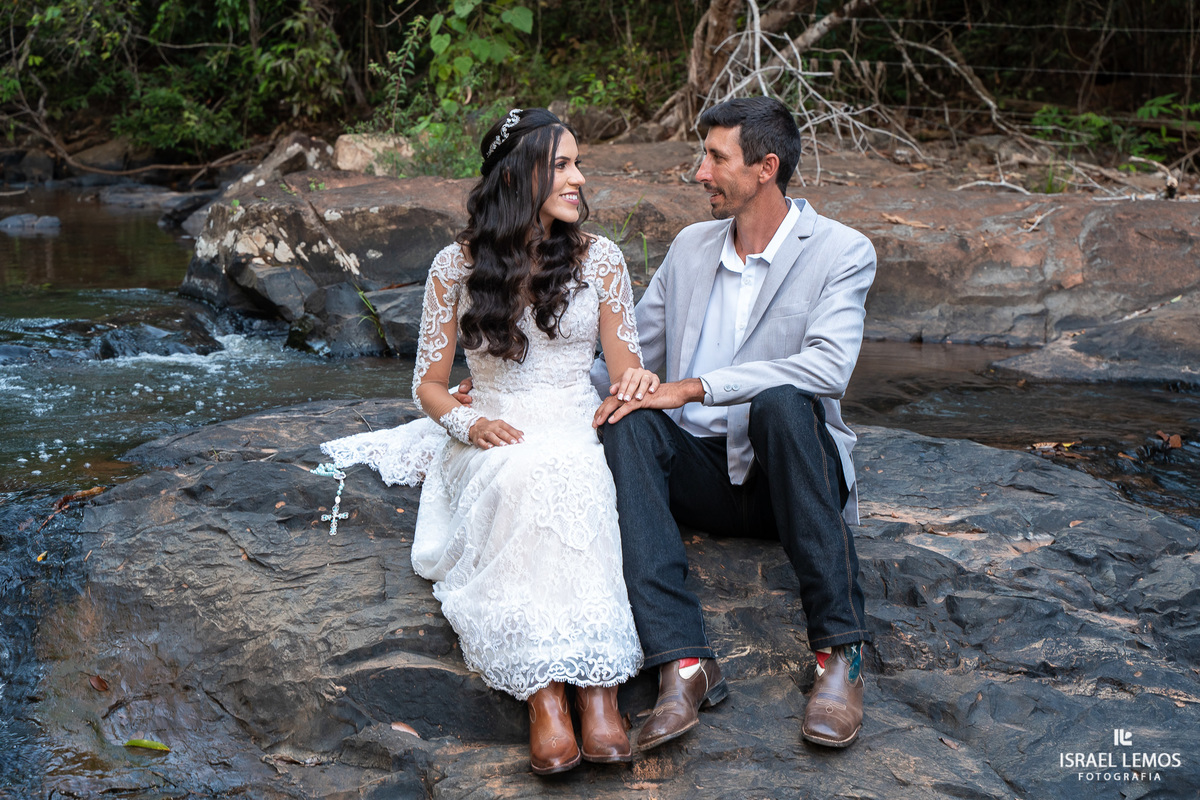Fazenda cachoeira em florestal fotografia de casamento Israel lemos