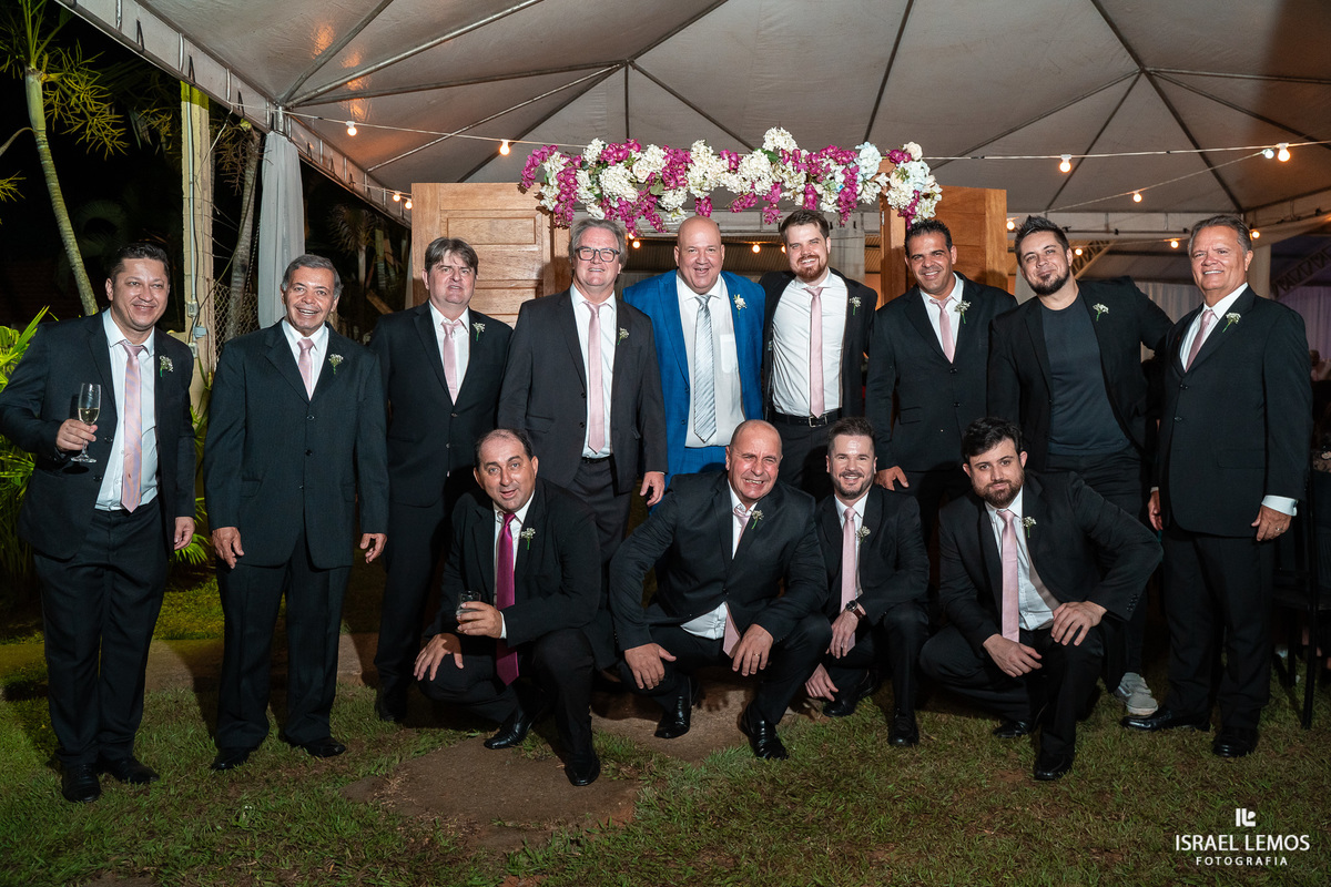 recepção de casamento na mansão do aeroporto em abaete do casal marcelo e Gisele fotografia lindas por Israel Lemos fotografo abaete
