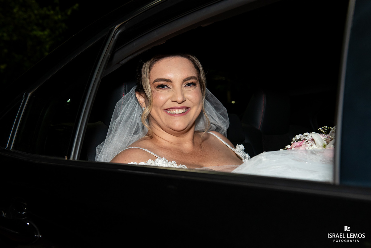 Casamento na igreja Nossa senhora do Patrocinio em abaete do casal marcelo e Gisele fotografia lindas por Israel Lemos fotografo abaete