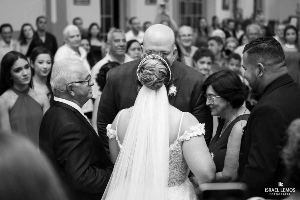 Casamento na igreja Nossa senhora do Patrocinio em abaete do casal marcelo e Gisele fotografia lindas por Israel Lemos fotografo abaete