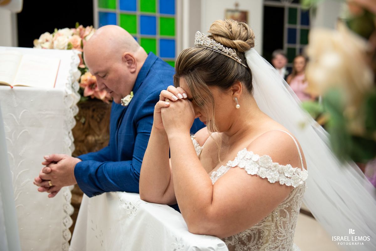 Casamento na igreja Nossa senhora do Patrocinio em abaete do casal marcelo e Gisele fotografia lindas por Israel Lemos fotografo abaete