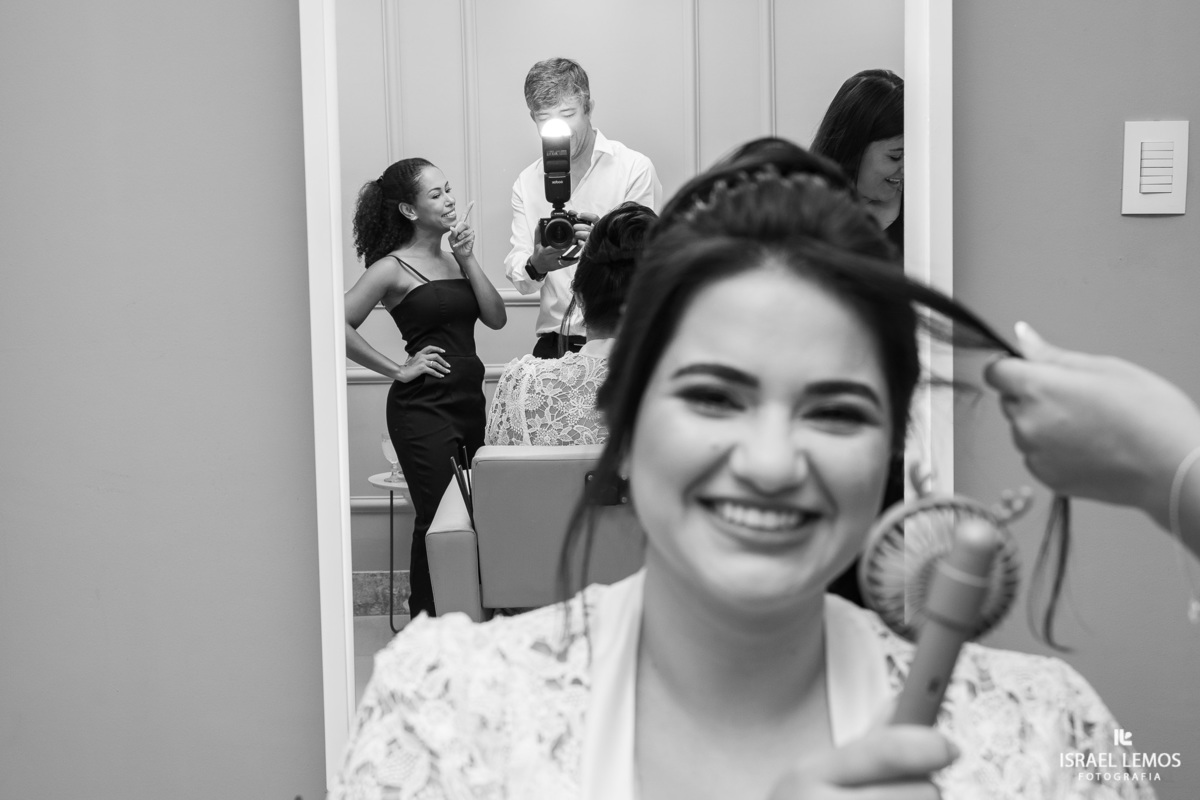 Fotografia de casamento em para de minas com produção de Noiva na Leticia mas e cabelo de paloma 