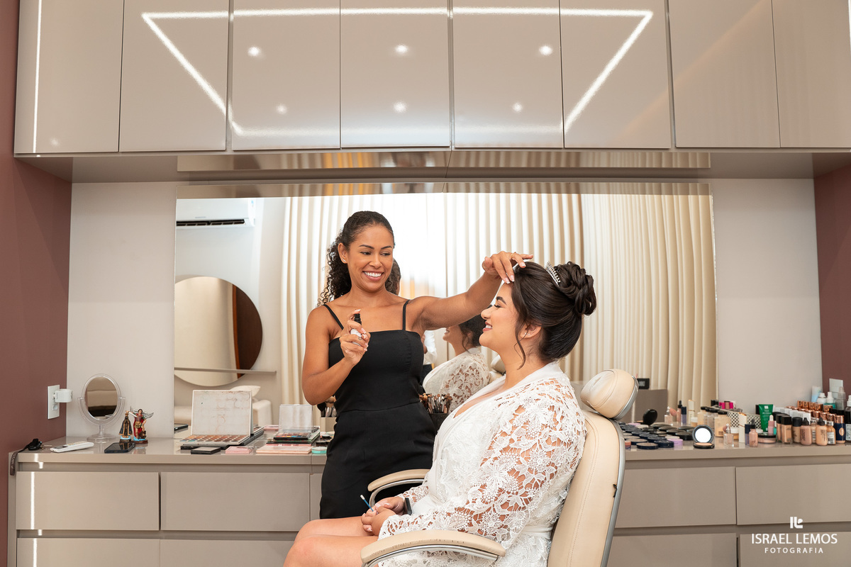 Fotografia de casamento em para de minas com produção de Noiva na Leticia mas e cabelo de paloma 