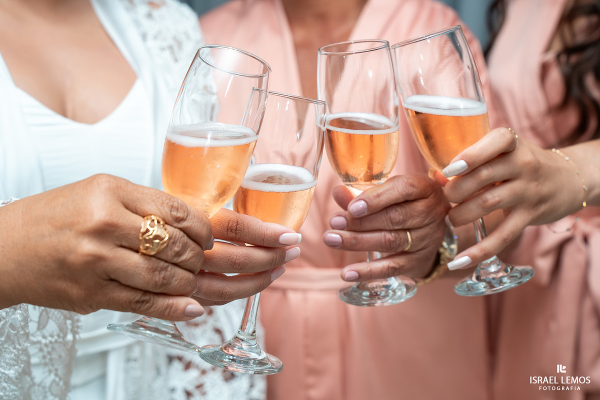 Fotografia de casamento em para de minas com produção de Noiva na Leticia mas e cabelo de paloma 