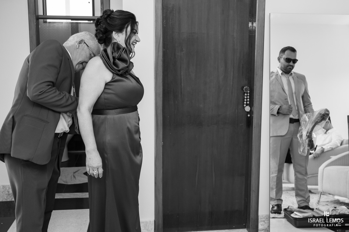 Fotografia de casamento em para de minas com produção de Noiva na Leticia mas e cabelo de paloma 