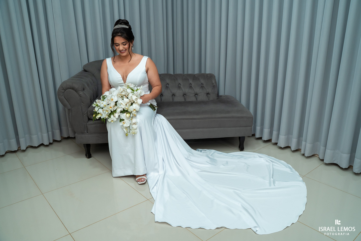 Fotografia de casamento em para de minas com produção de Noiva na Leticia mas e cabelo de paloma 