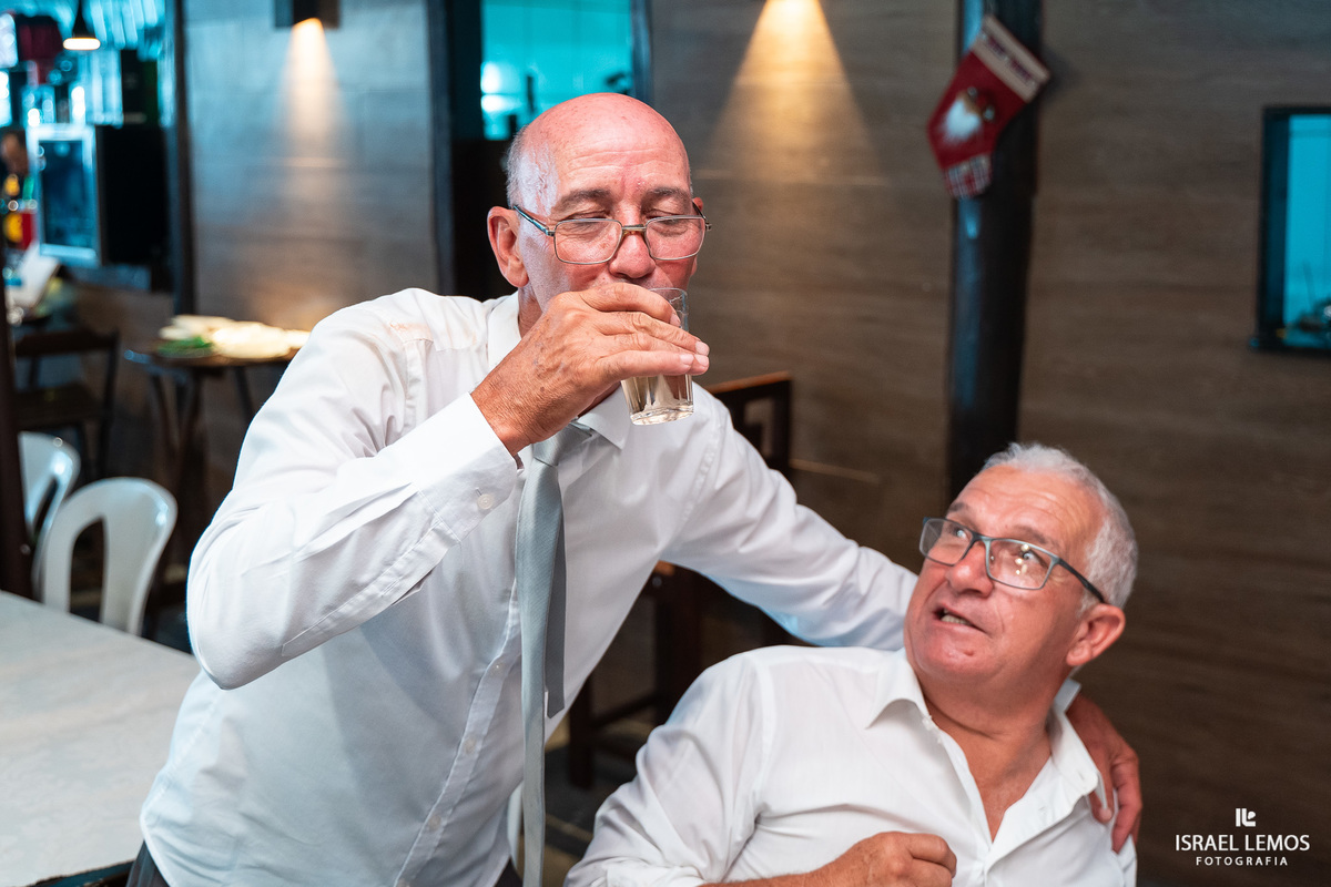 Como fazer sua recepção de casamento no bar do Rodrigo  em Para de minas com o fotografo israeComo fazer sua recepção de casamento no bar do Rodrigo  em Para de minas com o fotografo israel lemos