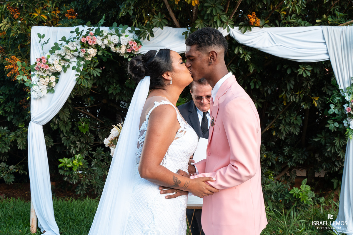 Fotografo em ribeirão preto faz lindas fotos no casamento no espaco de festas ribeirão preto so com Israel Lemos fotografia