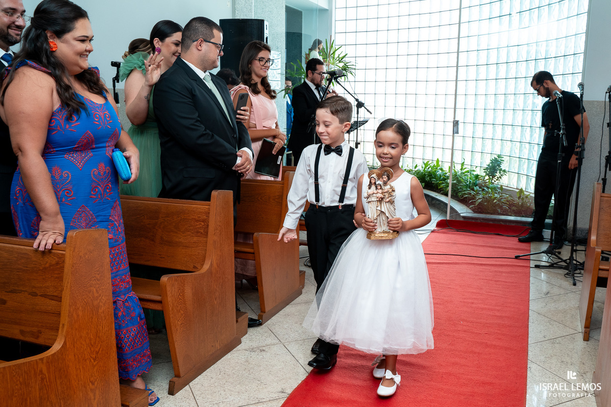 Casamento na igreja São Francisco em para de minas fotografo Israel Lemos 