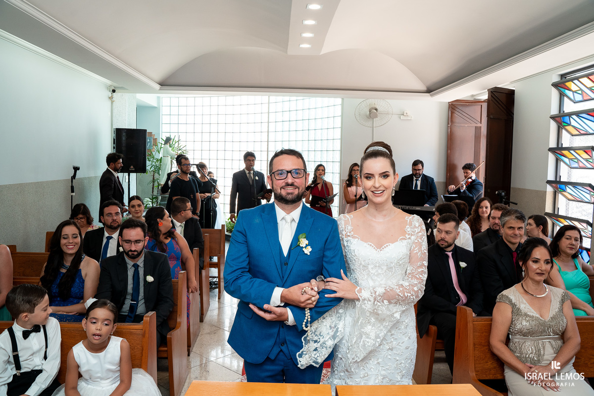 Casamento na igreja São Francisco em para de minas fotografo Israel Lemos 