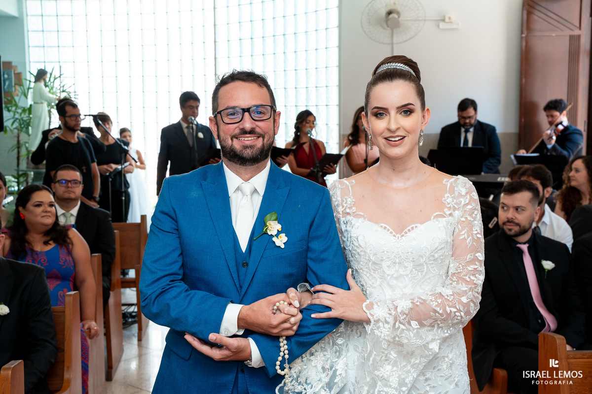 Casamento na igreja São Francisco em para de minas fotografo Israel Lemos 