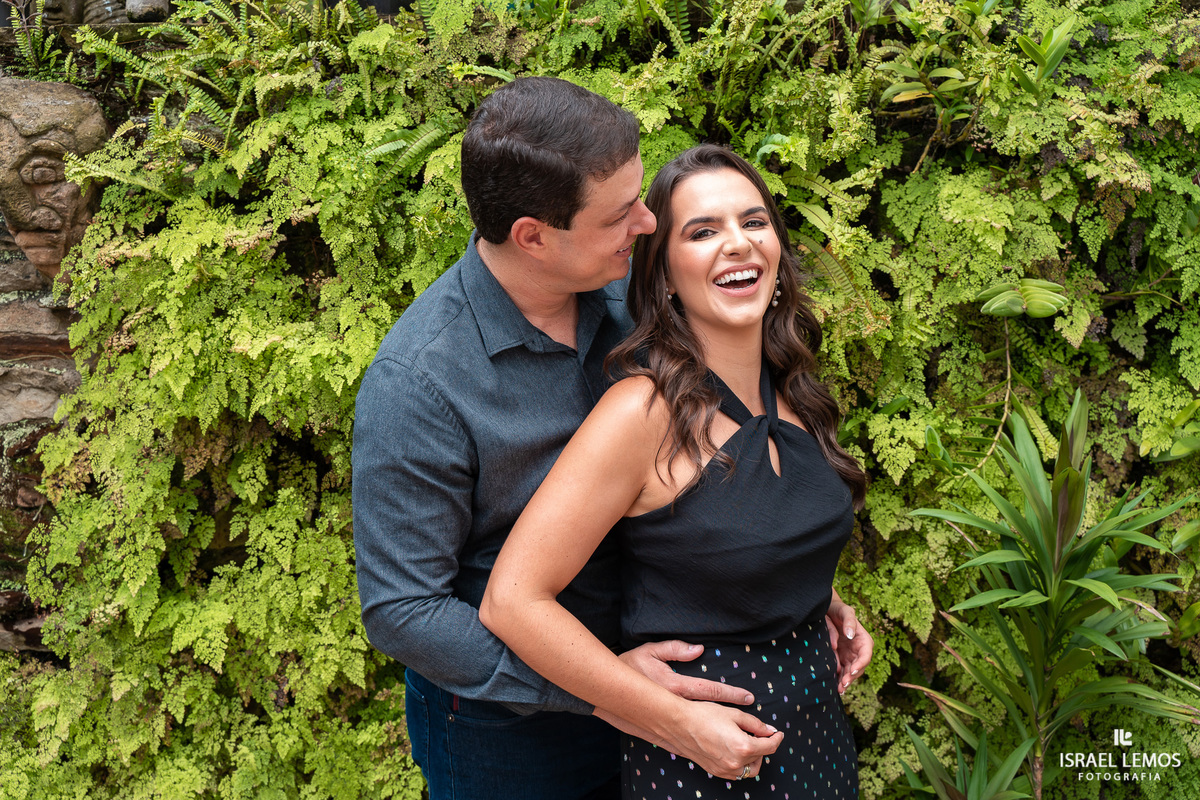 Fotografia de casamento na cidade historica de Ouro Preto com fotos profissionais do fotografo Israel Lemos ue fez lindas fotos na bela ouro preto