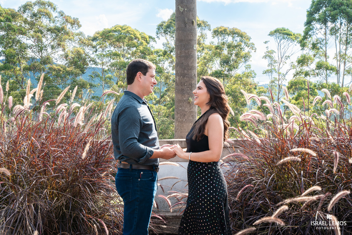 Fotografia de casamento na cidade historica de Ouro Preto com fotos profissionais do fotografo Israel Lemos ue fez lindas fotos na bela ouro preto