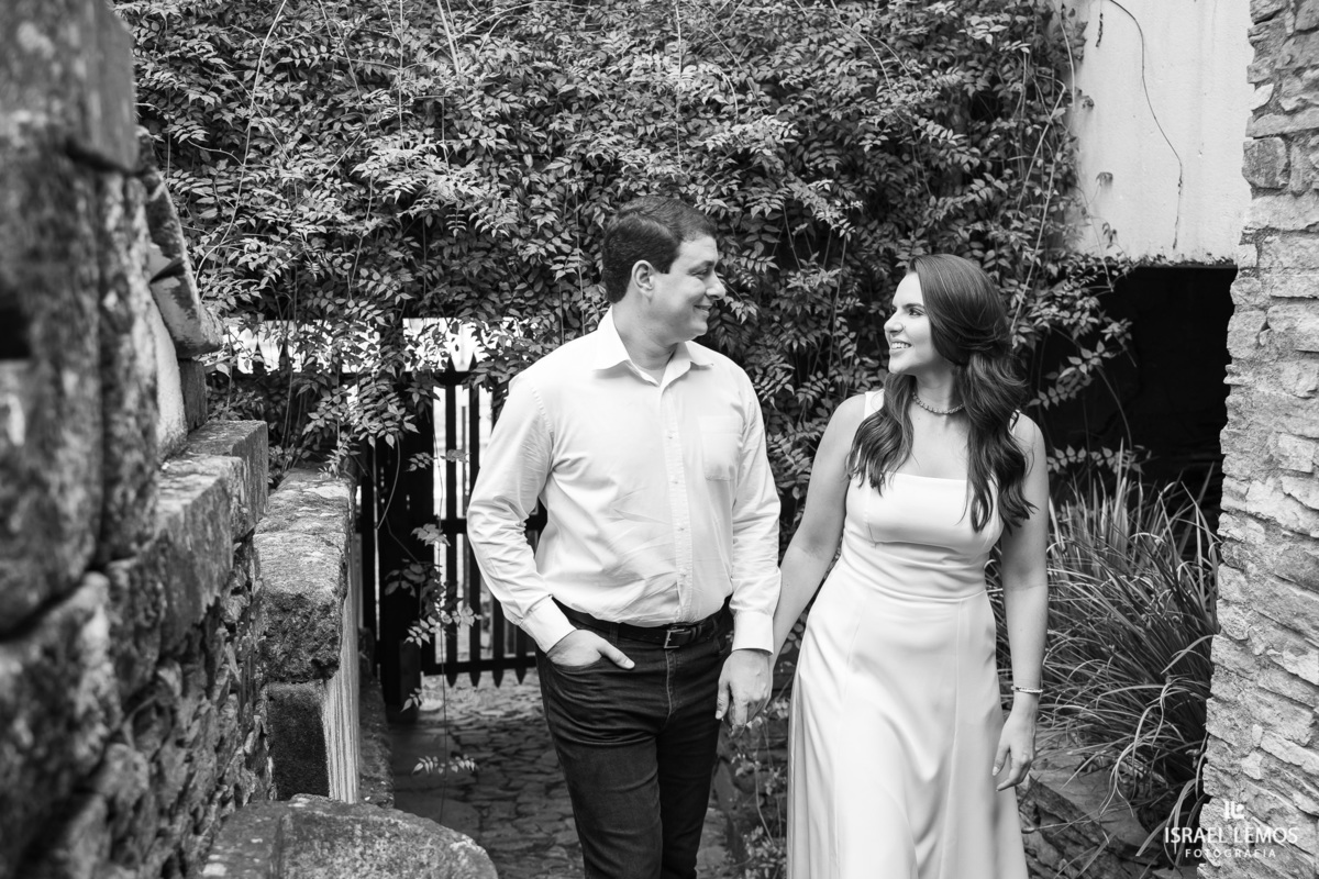 Fotografia de casamento na cidade historica de Ouro Preto com fotos profissionais do fotografo Israel Lemos ue fez lindas fotos na bela ouro preto